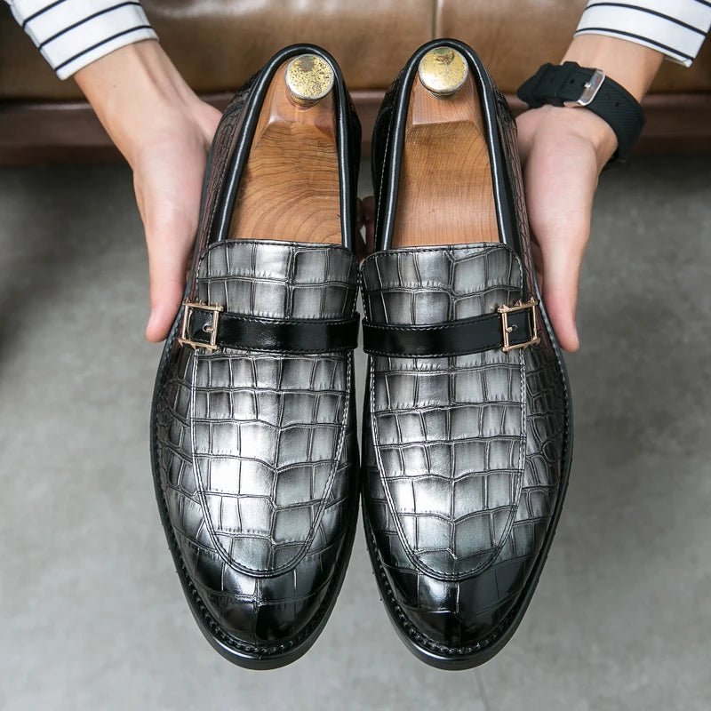 Men’s luxury glossy leather loafers in wine red – shiny finish, elegant slip-on shoes for formal or smart casual wear.