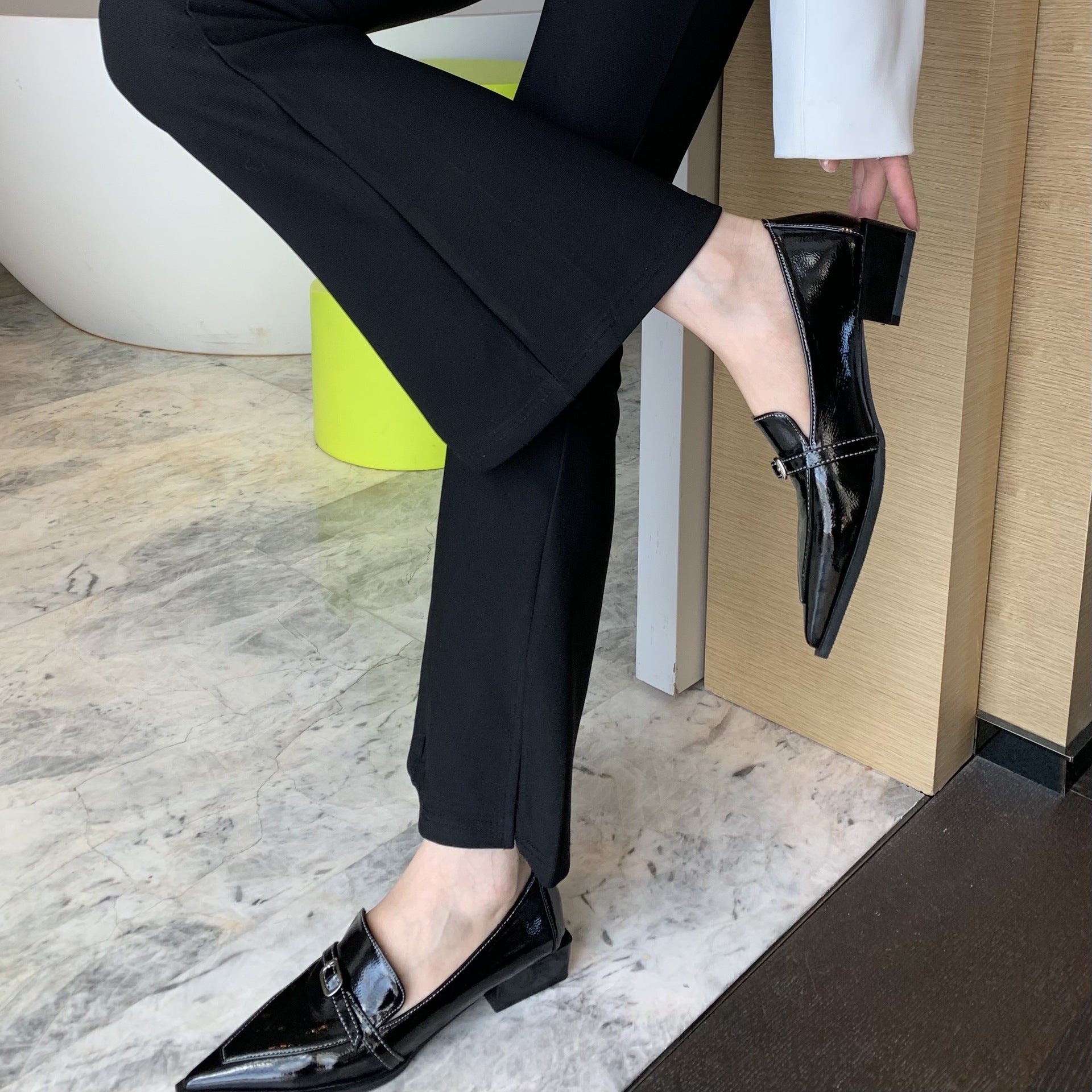 Chunky Heel Pointed Shoes - Stylish Comfort for Every Step - CasualFlowshop