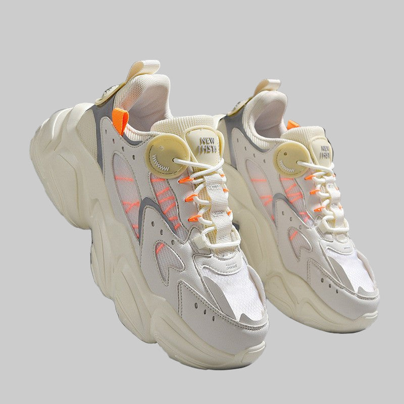 Men's Fashion Running Shoes – Stylish PU sneakers with breathable design and available in Black, White, and Beige.