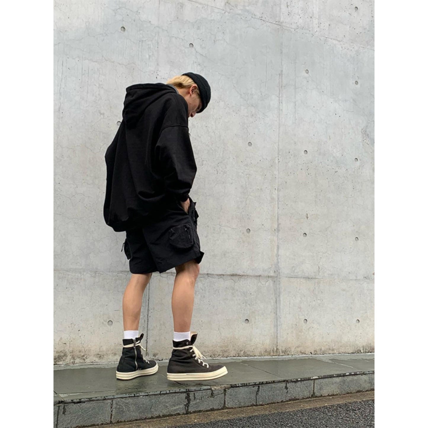 Multi - Pocket Baggy Shorts Streetwear – Stylish, Functional & Comfortable - CasualFlowshop