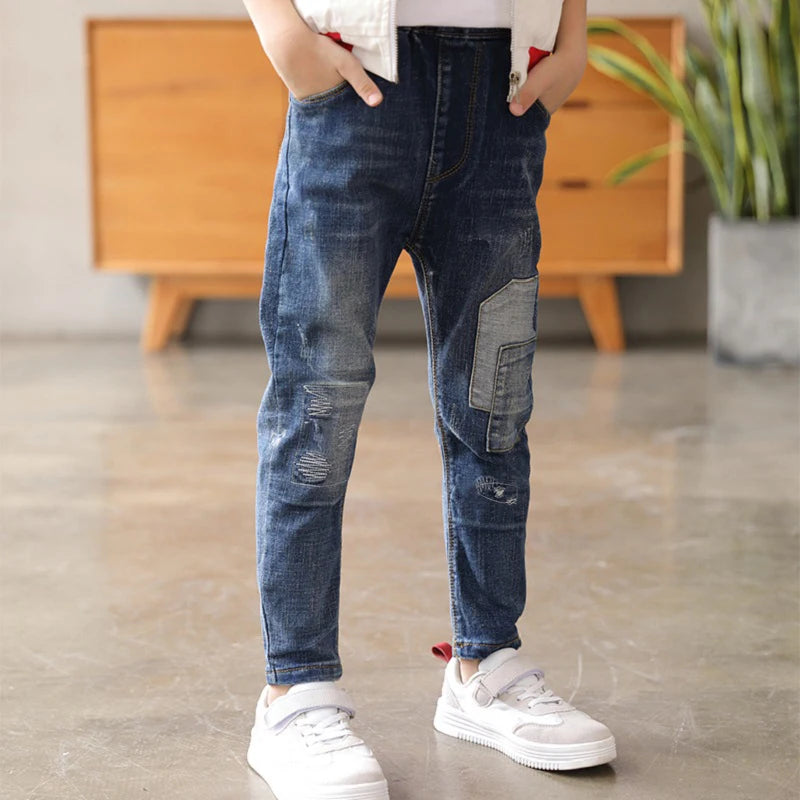 Kids boys jeans 4-11 years – slim fit, elastic waist, durable denim, perfect for everyday wear and comfort.