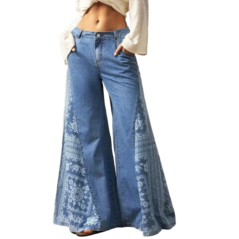 Women's floral print wide leg flare jeans in plus sizes – loose fit vintage denim with pockets – Casual Flow Shop