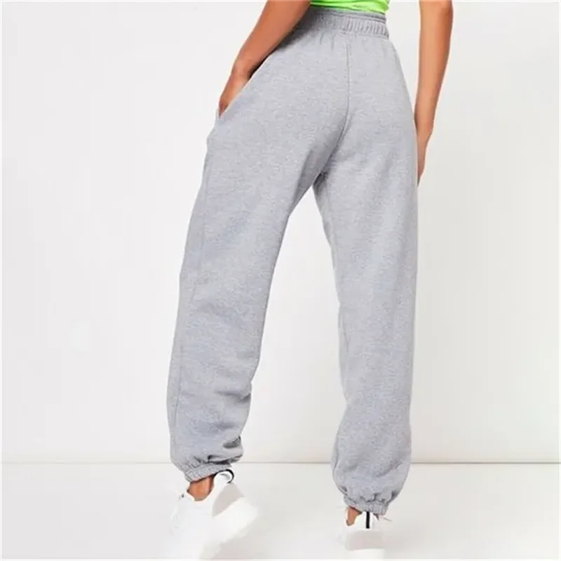 Women's jogger sweatpants with cat paw print design – soft cotton blend, ideal for fitness, lounging, and casual wear.