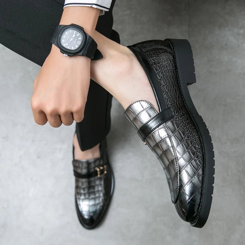 Men’s luxury glossy leather loafers in wine red – shiny finish, elegant slip-on shoes for formal or smart casual wear.