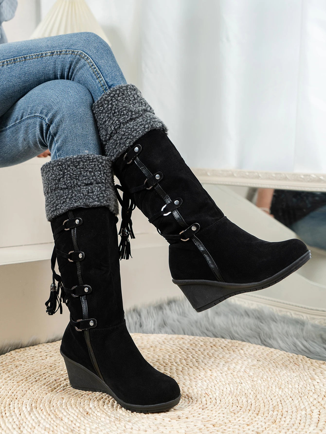 Image of Women's Faux Winter Snow Boots - casualflowshop