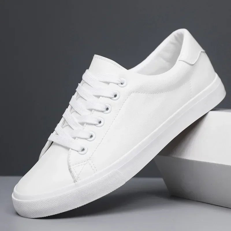 Modern men's PU leather skate shoes with a stylish and durable design.