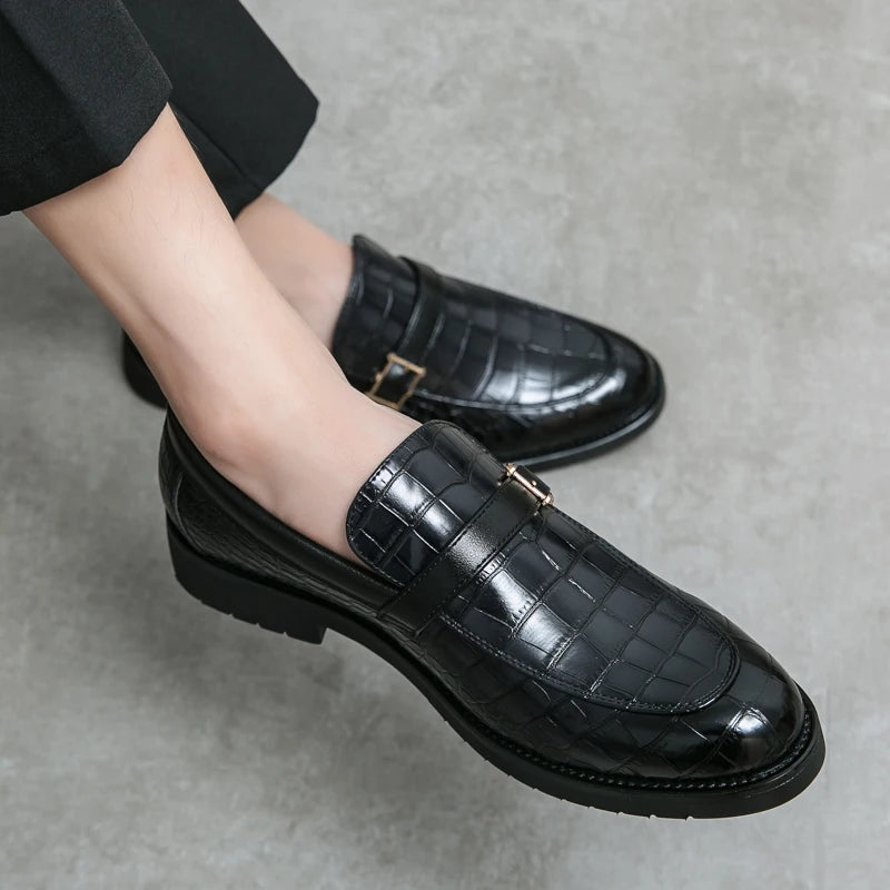 Men’s luxury glossy leather loafers in wine red – shiny finish, elegant slip-on shoes for formal or smart casual wear.