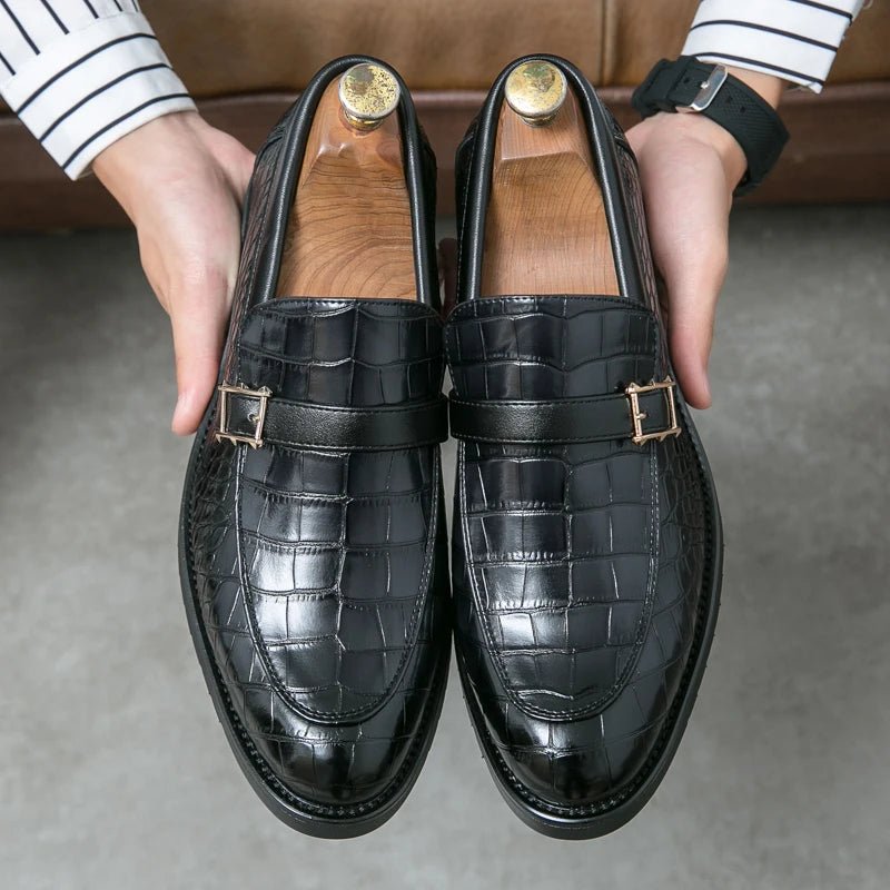 Men’s luxury glossy leather loafers in wine red – shiny finish, elegant slip-on shoes for formal or smart casual wear.