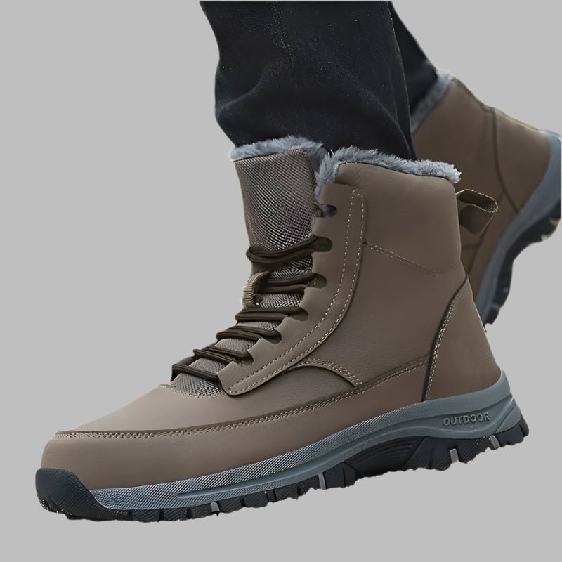 Outdoor Snow Men Boots – Waterproof, Insulated, and Slip-Resistant Winter Footwear for Cold Weather Adventures.