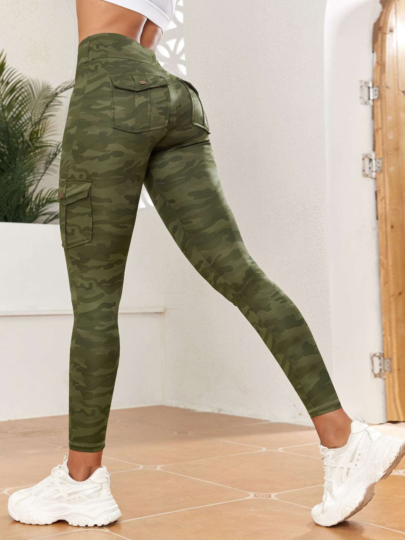 Skinny Camo Leggings for Women: Elevate Your Summer Style with a Fusion of Fashion and Functionality - CasualFlowshop